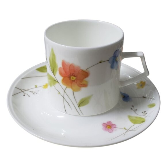 Mikasa JUST FLOWERS Bone China Flat Cup & Saucer Set 4 5/8" round Narumi Japan